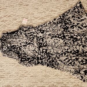 NWT Just Taylor Mock Neck Black White Floral Lightweight Sleveless Dress size 10
